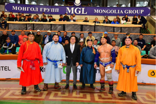 Нийслэлийн ойн барилдаанд Булганы бөхчүүд хүчтэй байлаа